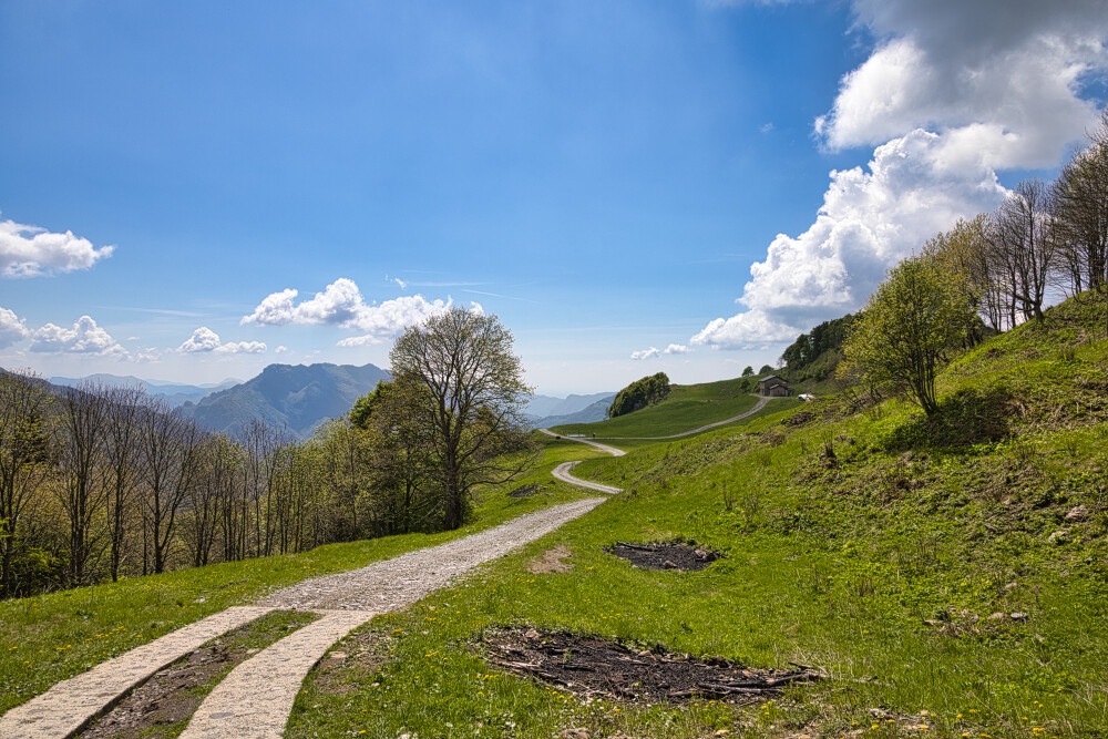 Piazza dei Cavalli poco prima di giungere al Rifugio Casari