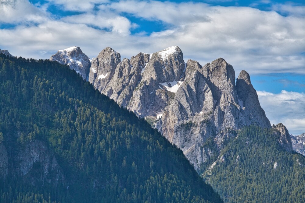 I Monzoni salendo in Val Di Dona