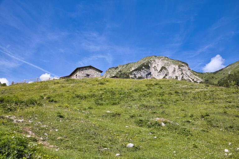 Rifugio Branchino e Rifugio Alpe Corte da Valcanale