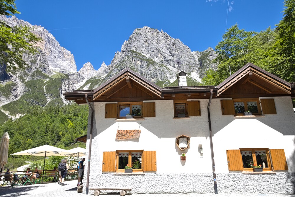 Rifugio Croz Dell'Altissimo